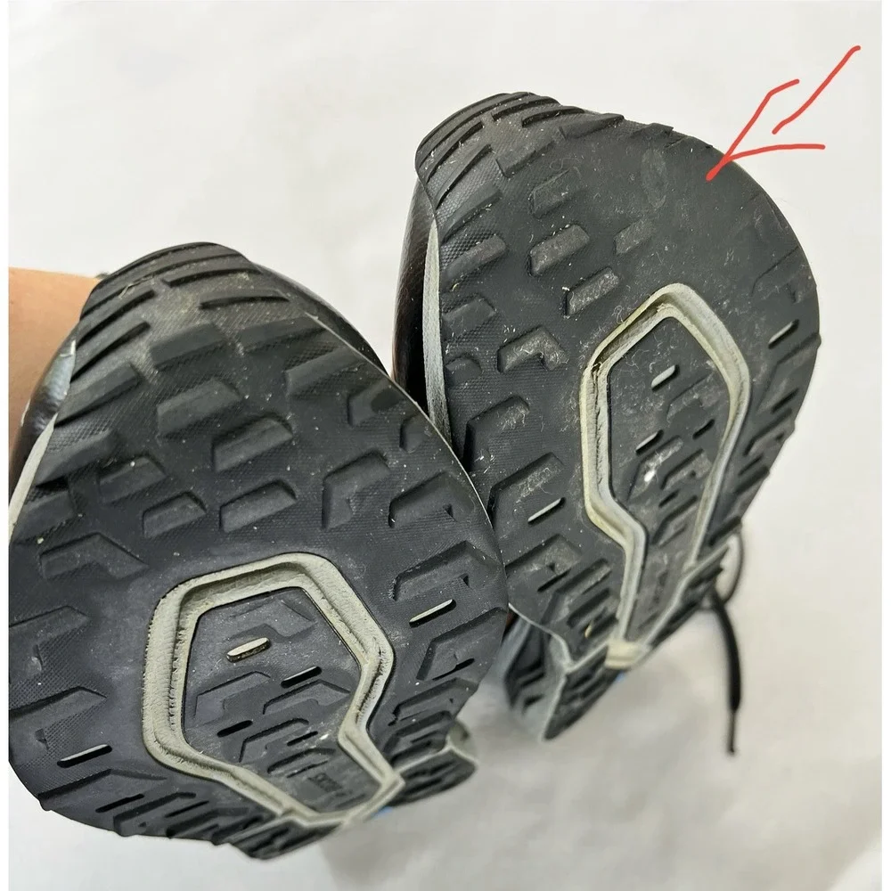 Brooks caldera black